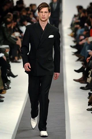 Look 28